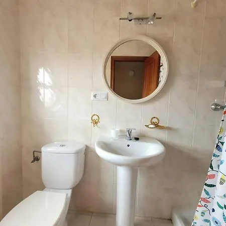 Fgdr223a Pescador Duplex En La Playa